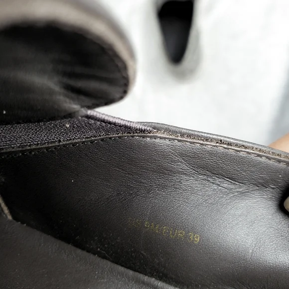 Vince Paeyre Embossed Pointed Cap Toe Slip-On Sneakers - Picture 8 of 11